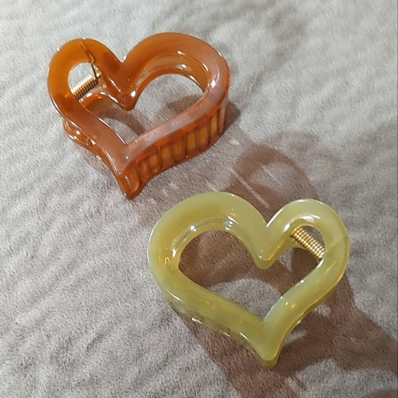 Accessories - Heart Hair Clip Set